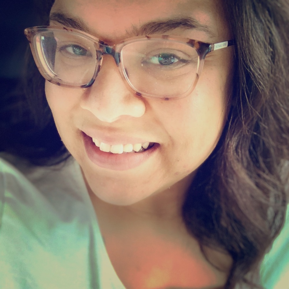 Meet your Posher, Alexis